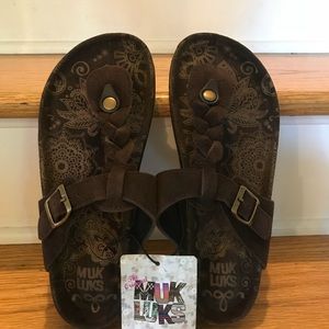 MukLuks Sandals